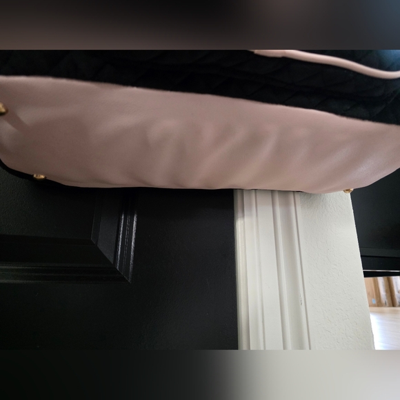 NWT Juicy Couture Juicy Tale Weekender - Liquorice - Picture 4 of 6